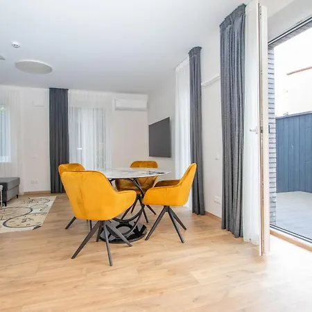 Newly Built With Parking, By Cohost