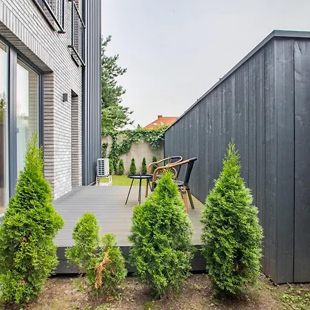 Newly Built With Parking, By Cohost *