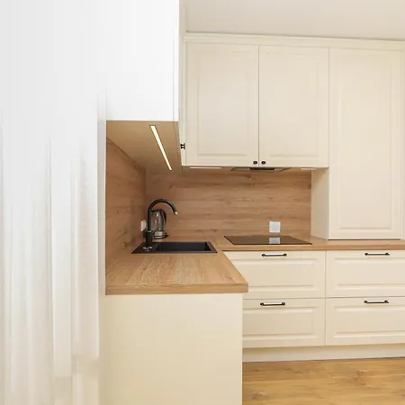 Newly Built With Parking, By Cohost Appartement