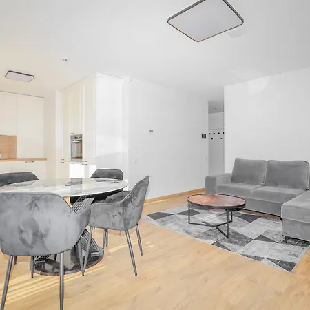 Appartement Newly Built With Parking, By Cohost