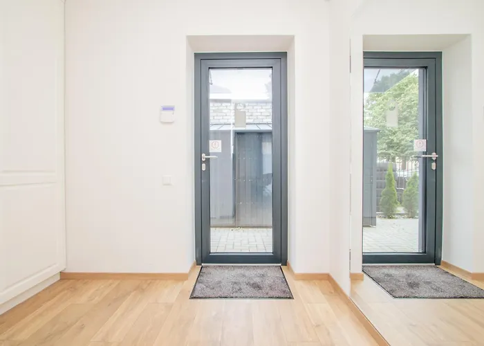 Newly Built With Parking, By Cohost Διαμέρισμα