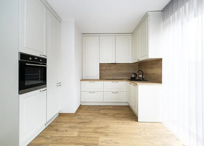 Newly Built With Parking, By Cohost Διαμέρισμα