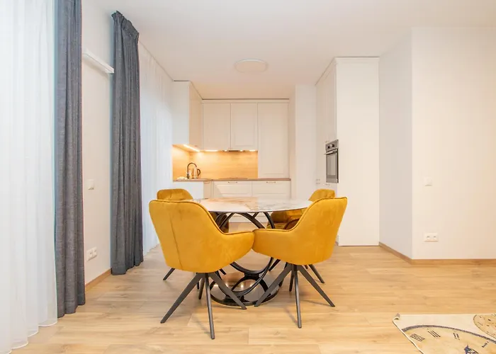 Newly Built With Parking, By Cohost Διαμέρισμα Κλαϊπέντα