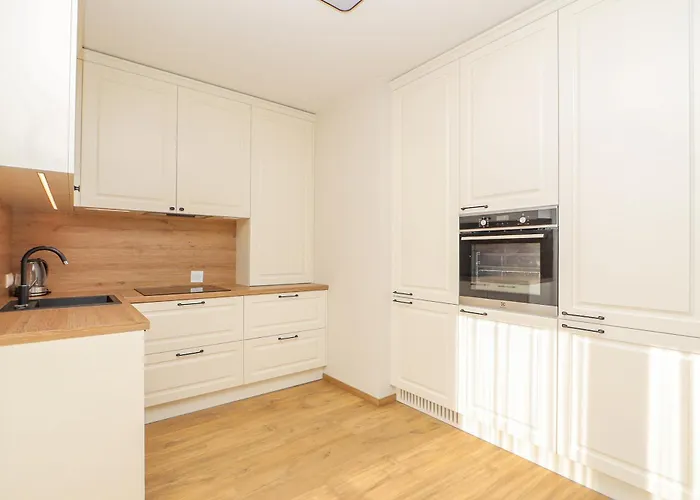 Newly Built With Parking, By Cohost Διαμέρισμα