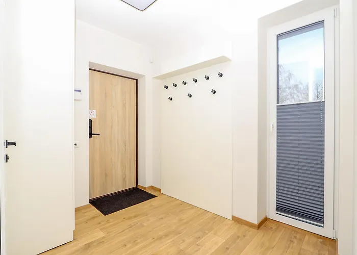 Διαμέρισμα Newly Built With Parking, By Cohost