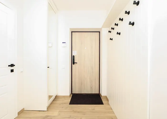 Newly Built With Parking, By Cohost Διαμέρισμα