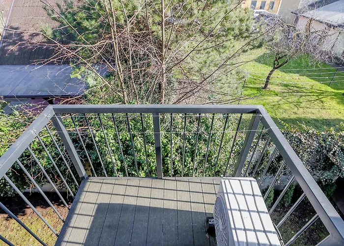 Newly Built With Parking, By Cohost Διαμέρισμα