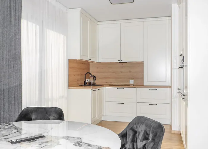 Διαμέρισμα Newly Built With Parking, By Cohost Κλαϊπέντα